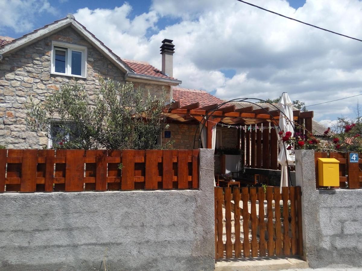 הוילה Slivnica Kuca Za Odmor Delfina מראה חיצוני תמונה