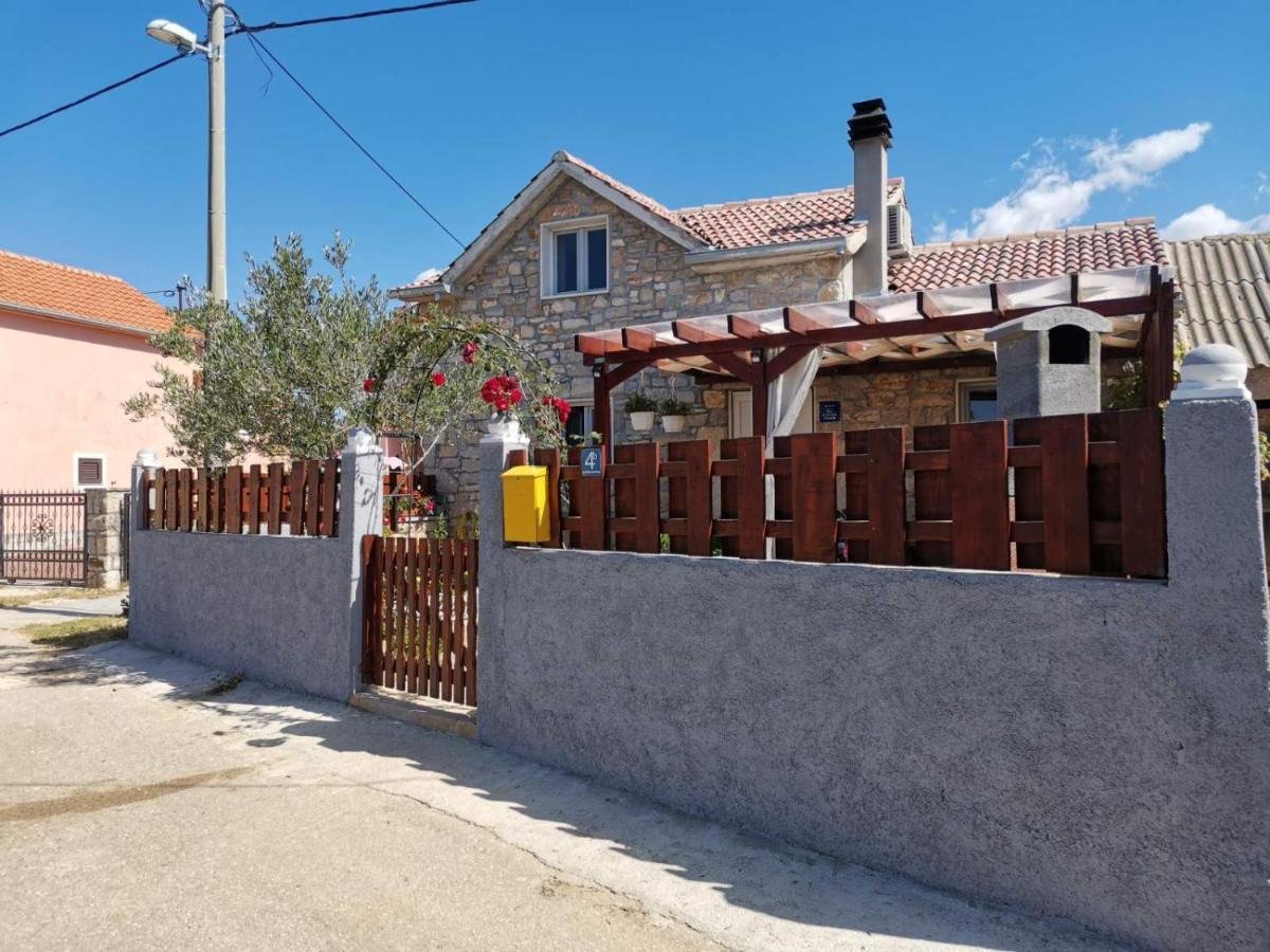 הוילה Slivnica Kuca Za Odmor Delfina מראה חיצוני תמונה